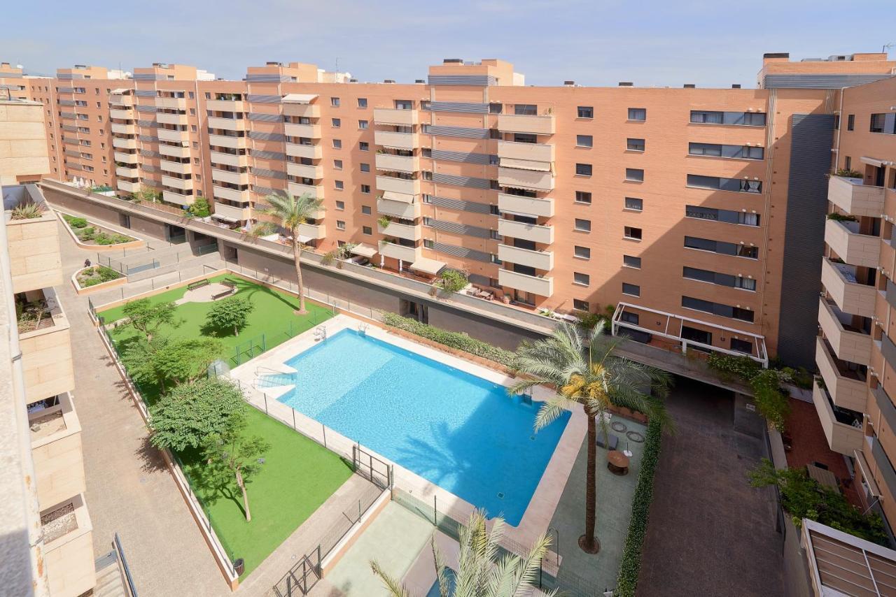 Alterhome Apartamento Con Piscina Maria Zambrano Málaga Eksteriør billede