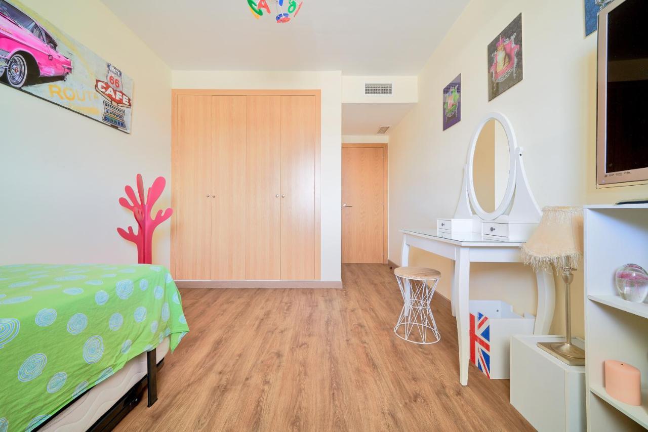 Alterhome Apartamento Con Piscina Maria Zambrano Málaga Eksteriør billede