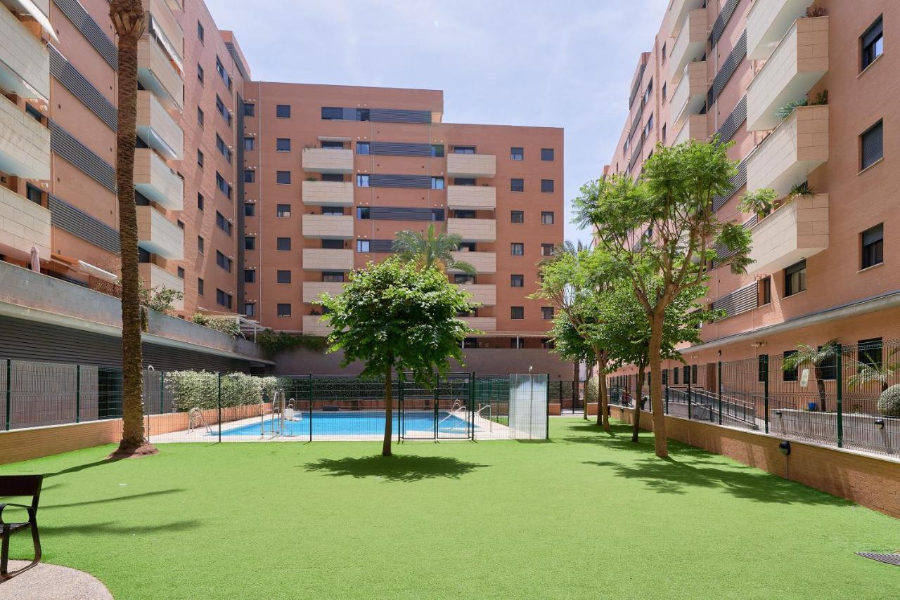 Alterhome Apartamento Con Piscina Maria Zambrano Málaga Eksteriør billede