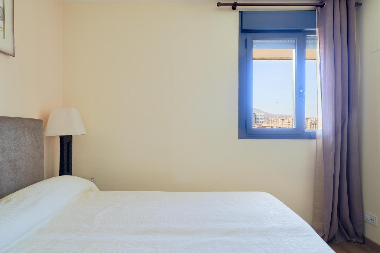 Alterhome Apartamento Con Piscina Maria Zambrano Málaga Eksteriør billede
